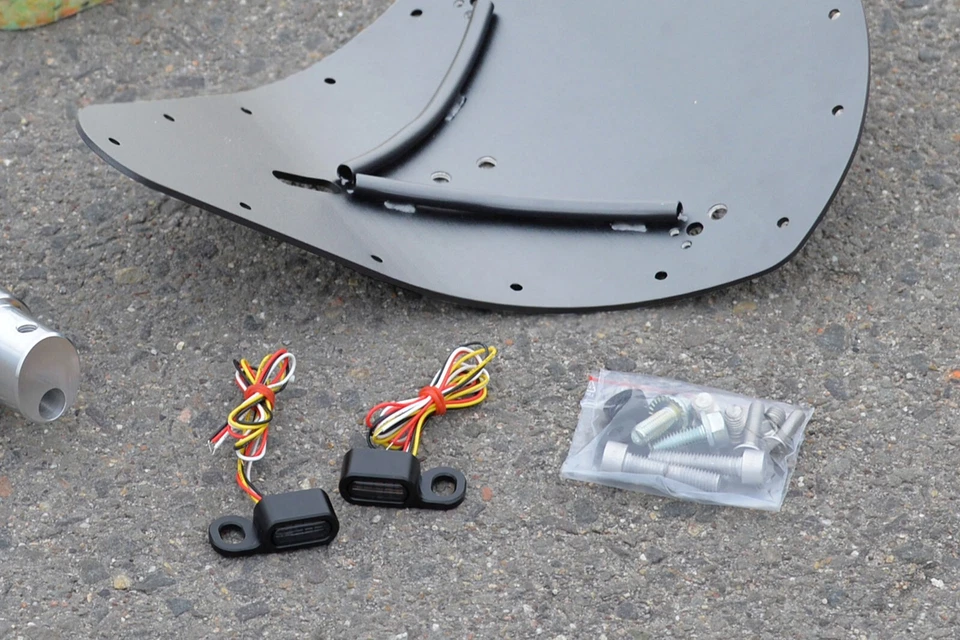 Genuine WalzWerk Schizzo® Bobber Seat Kit for BMW R45/R65/R80/R100 Twin Shock - Image 2 of 4