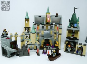 Lego 4709 Harry Potter HOGWARTS CASTLE 1st Edition 100% Complete Free Shipping