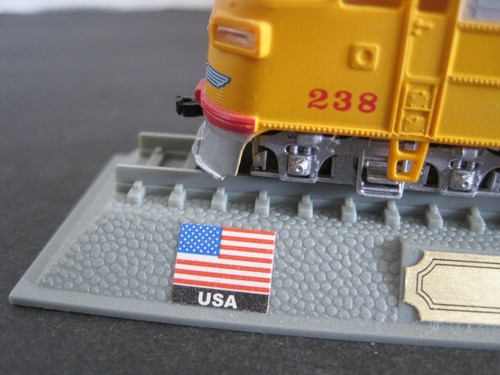 Del Prado USA Union Pacific FP 7 Locomotive Train Model1:160 Scale - Picture 3 of 8