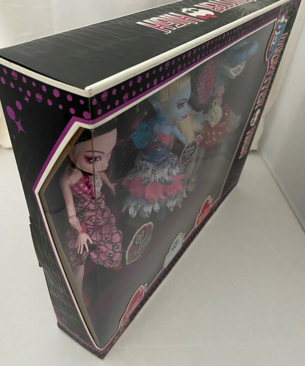 ❄️Ghoulia News❄️ on X: RAINHA DO GELO!!!!! Fotos oficiais da Abbey da nova wave de básicos da terceira geração de Monster High. / X