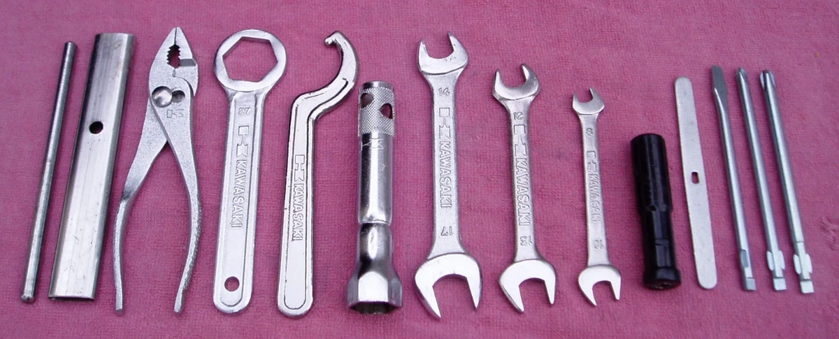 KZ900 LTD A4 A5 TOOL KIT KAWASAKI Z2 750 WRENCH MITO SPANNER