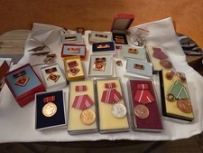 DDR Abzeichen Orden Konvolut