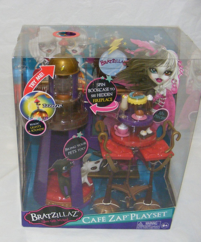 BRATZILLAZ Cafe Zap Playset (light & sound)  --- NEW