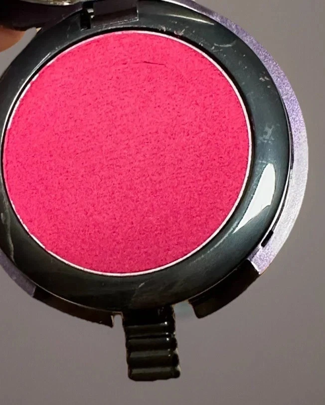 Mousse labial Urban Decay LO-FI ~ RUIDO (rosa intenso) ~ 0,12 oz ~ NUEVA EN CAJA ~ ¡DIFÍCIL DE ENCONTRAR!! Foto 4 de 4