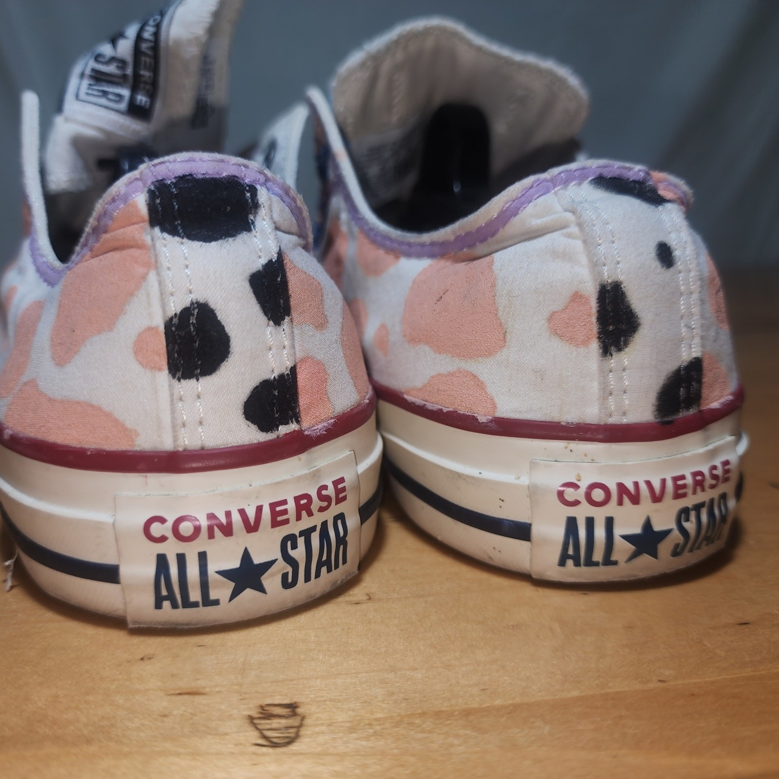 CONVERSE sz 8 woman's painted & partially embroidered sneakers NO LACES thumbnail 9
