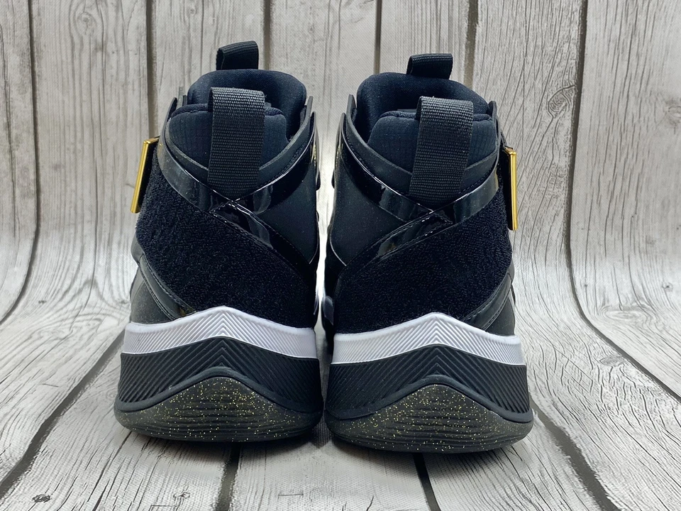 Nike Jordan AJNT 23 Negro Metálico Dorado Talla 14 CI5441‐008 Foto 2 de 4