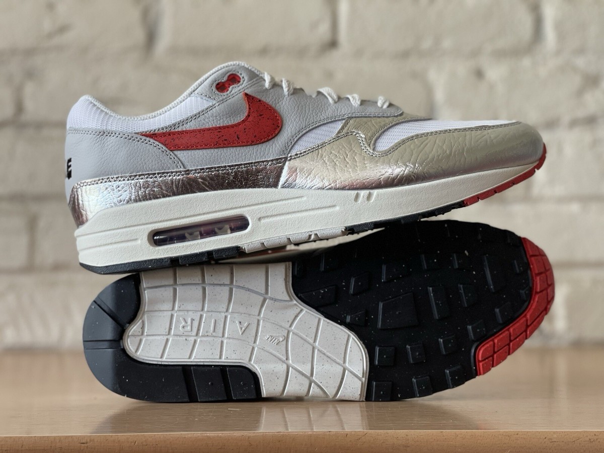 air max 1 white chile red