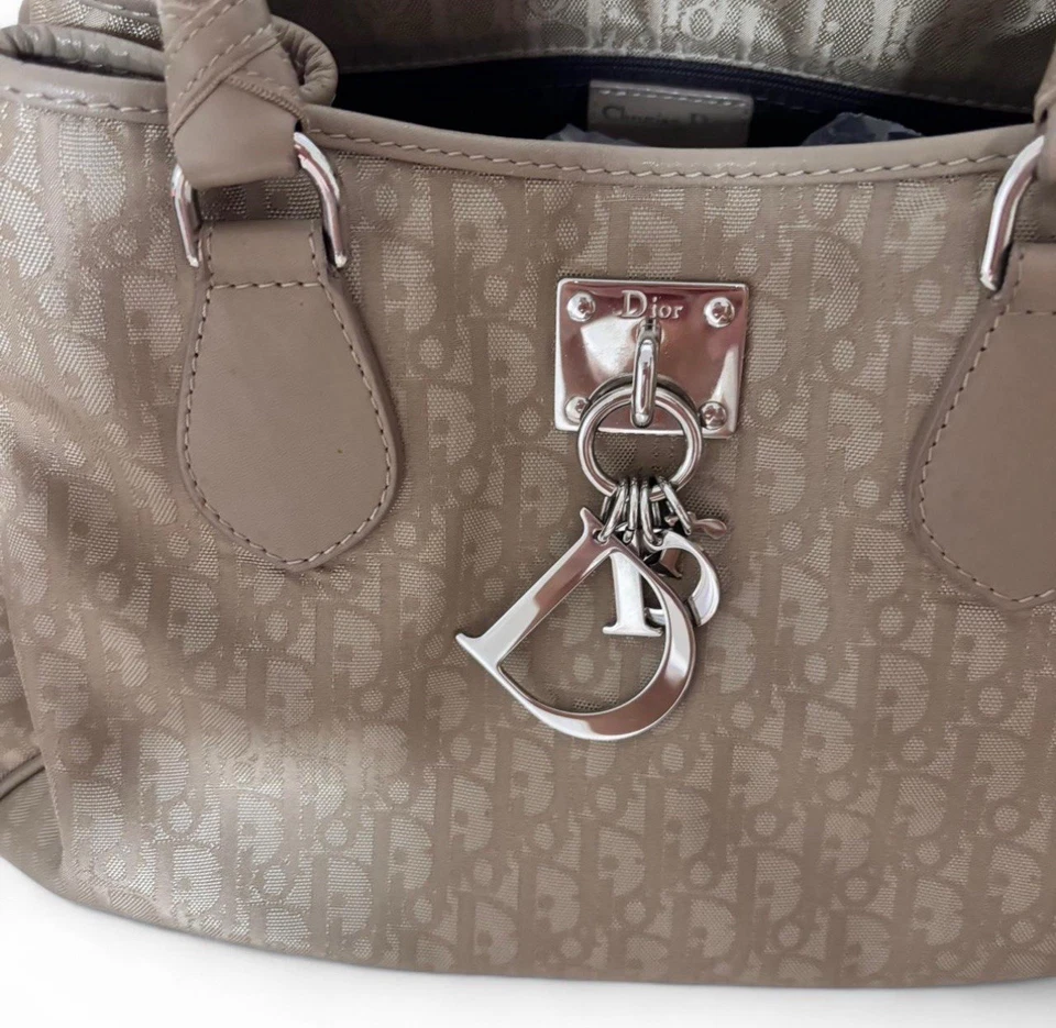 Dior Lovely Tote Medium Beige Canvas - Image 2 of 4