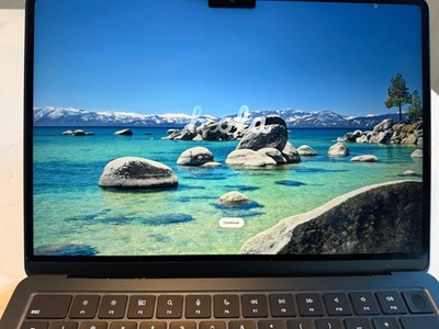 2022 Apple MacBook Air 13.6'' M2 8GB RAM 256GB SSD Space Gray
