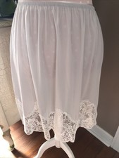 Vtg Vanity Fair Stretch Nylon Spandex Short Half Slip Lt Gray Ivory Lace Women L