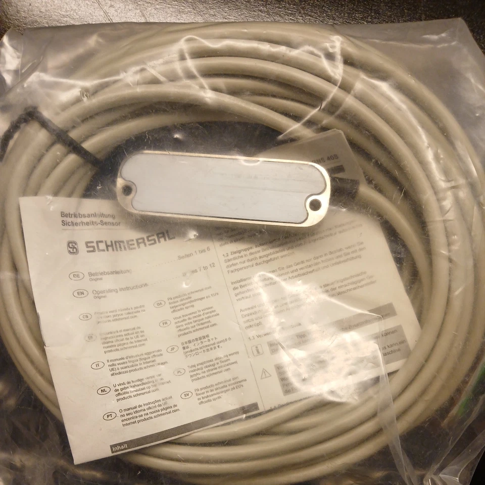 SCHMERSAL PN103000652 BNS 40S-12Z 10 METER CABLE MAGNETIC SAFETY SENSOR SWITCH - Image 2 of 2