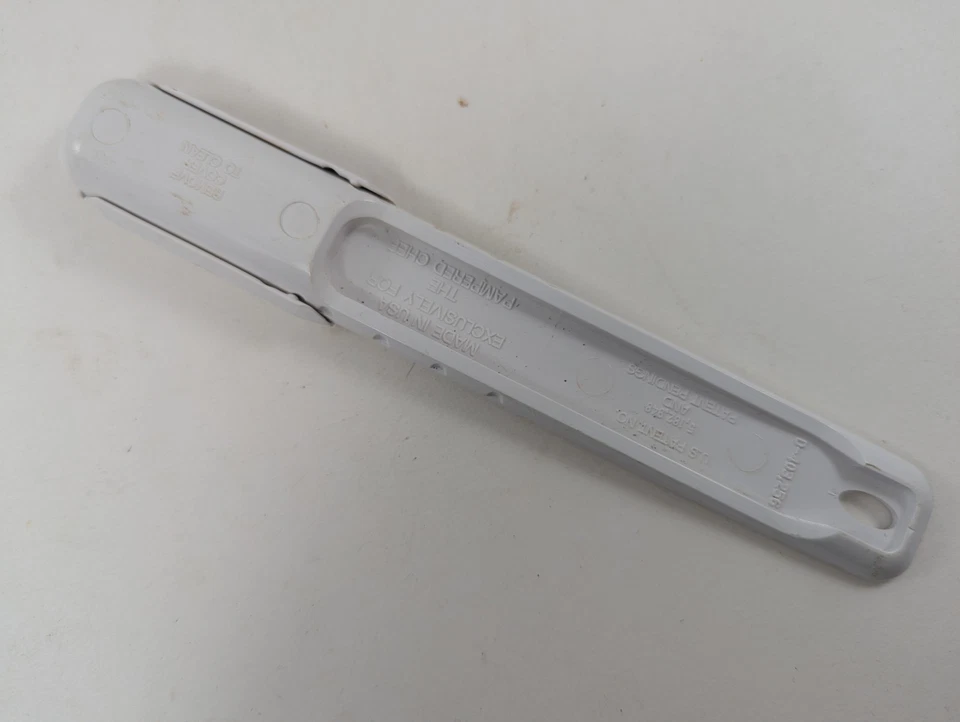 PAMPERED CHEF MEASURING SPOON 1 TSP - 1 TBS ADJUSTABLE SLIDING KITCHEN GADGET - Image 2 of 4