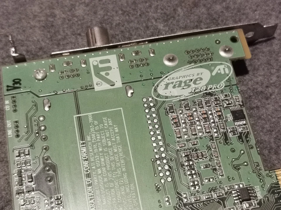 Vintage ATI ALL IN WONDER PRO 128 THEATER RAGE AGP CARD - Image 4 of 4