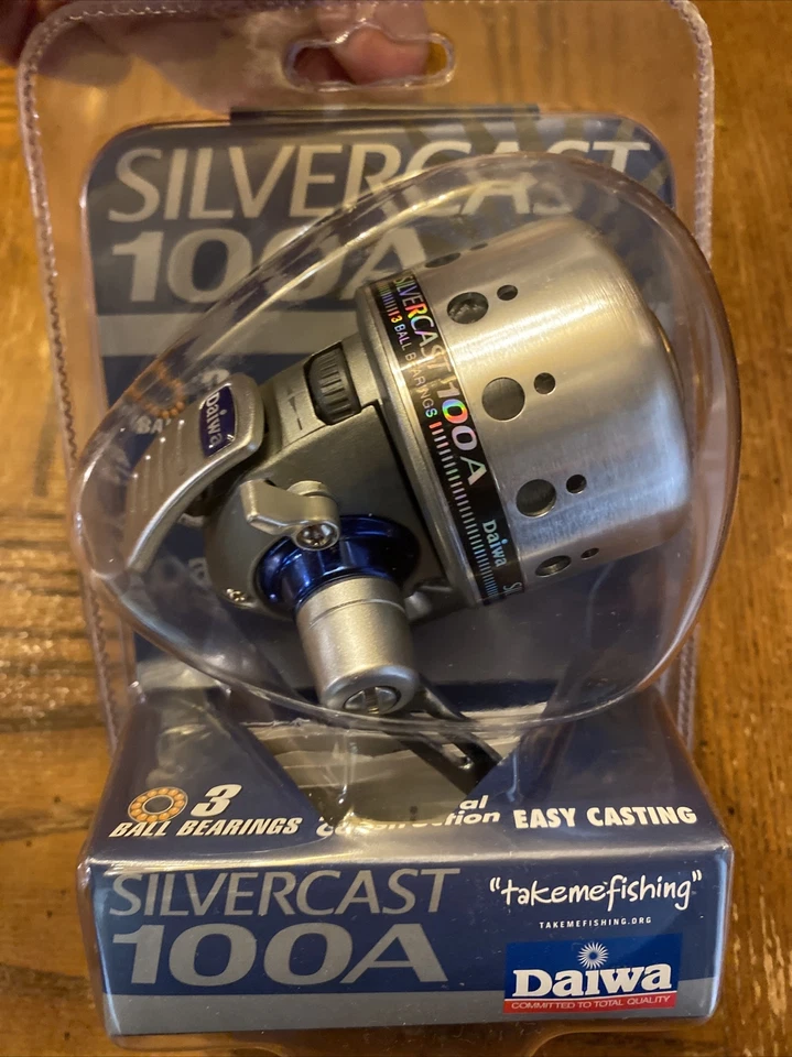 Daiwa Silvercast 100 A Spincast Reel SC100A - Image 2 of 3