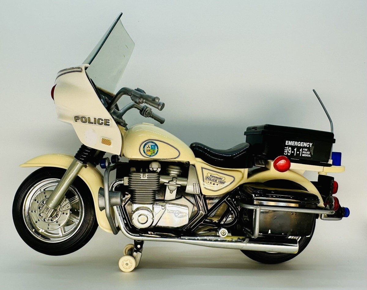 1992 FunRise Toys City Force POLICE KAWASAKI MOTORCYCLE 1992 FunRise Toys City Force POLICE KAWASAKI MOTORCYCLE
