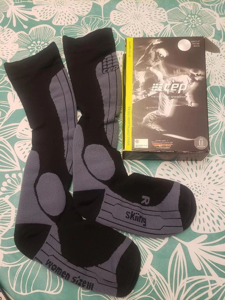 Calcetines altos largos de compresión para esquí CEP para mujer elige talla y color Foto 4 de 4