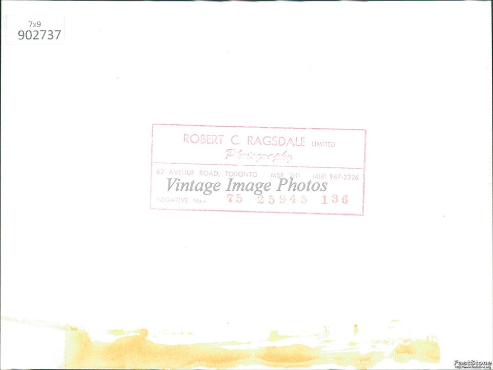 1975 Actor As Sits On Throne To Listen To Speech In Play 7X9