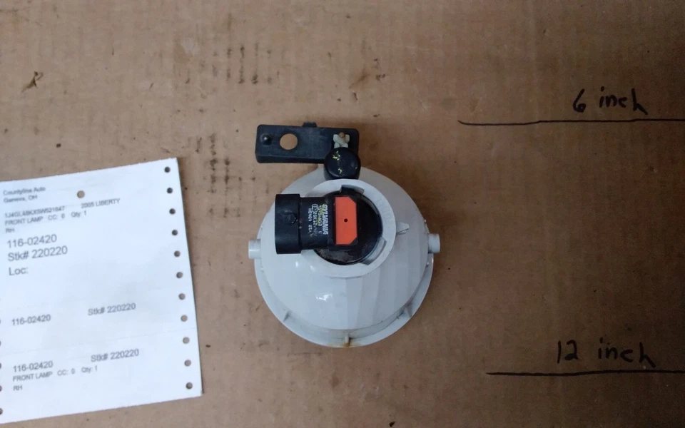 2005 JEEP LIBERTY FAROL DE NEBLINA LATERAL DO PASSAGEIRO TRANSPARENTE - Imagem 4 de 4