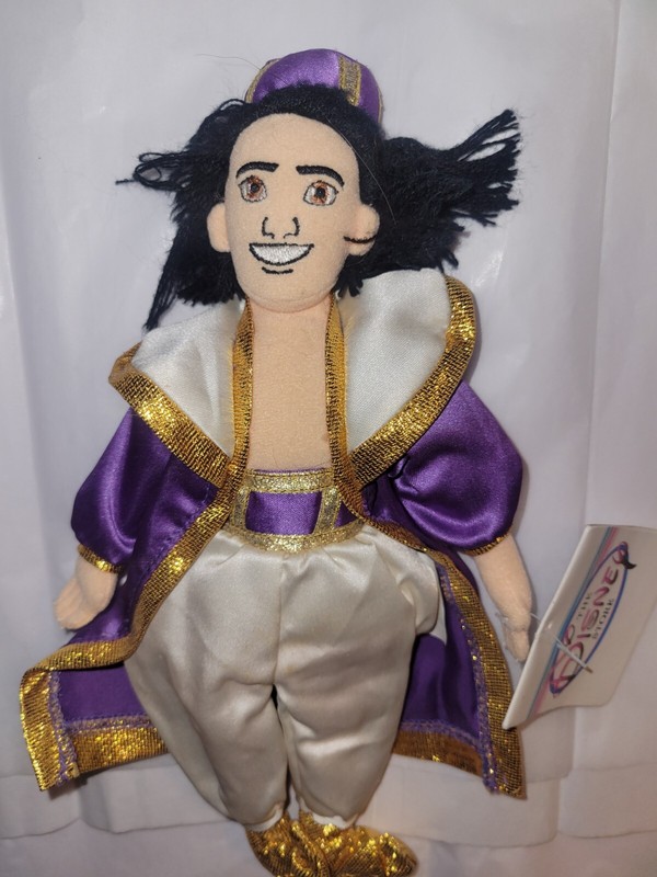 NEW The Disney Store's Exclusive ALADDIN Bean Bag Plush Toy