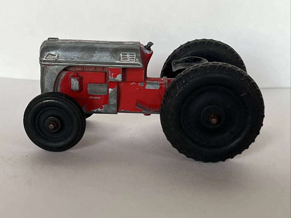 Vintage Tootsie Toys TRACTOR #289 Wheels Work Good Condition - Image 3 of 4