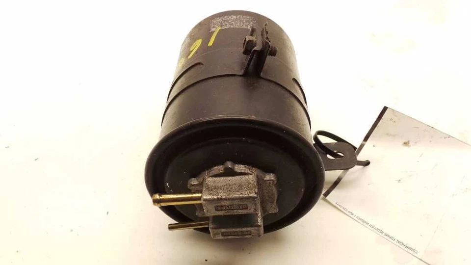 Bote de vapor de combustible Toyota Pickup 1989 Foto 4 de 4