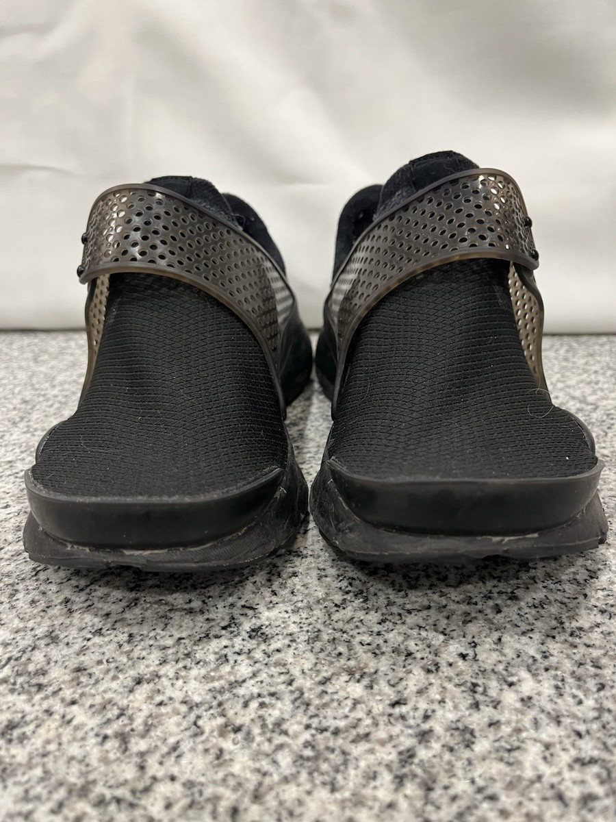 Nike Sock Dart SE Black Slip On Sneakers, 862412-004. Women's Size