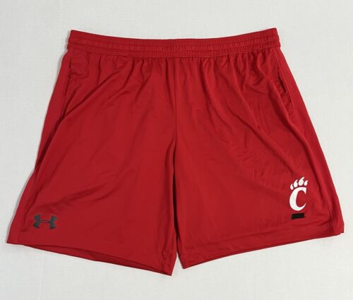 Under Armour Herren 2XL Cincinnati Bearcats rot Athletik Trainingsshorts 8" Schrittlänge