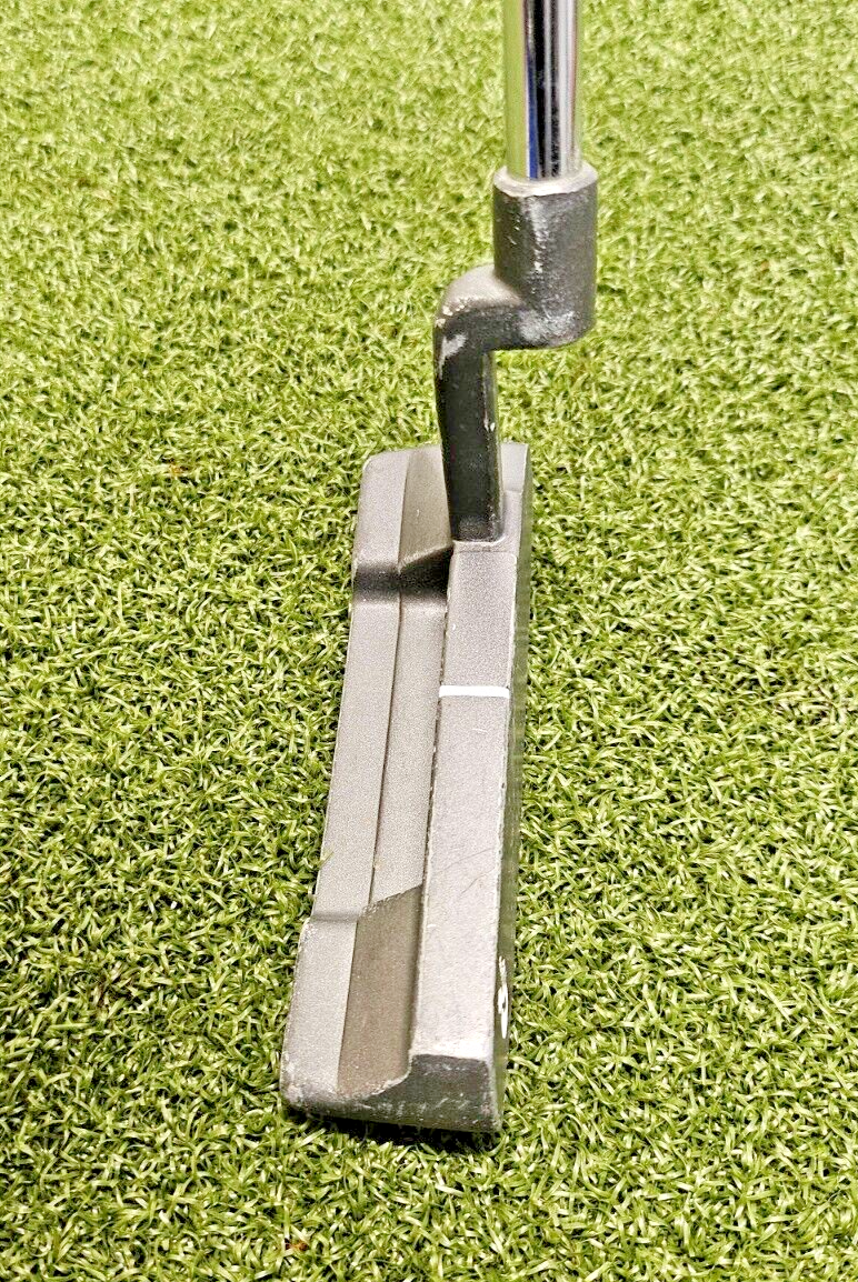 Putter Troon Scotsite V Blade – 35.5 Pouces – Acier – Poignée Karma Neuve – Occasion
