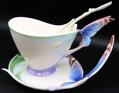 Franz Papillon Daffodil Tea Cup, Saucer, Spoon Set FZ00213 Hand Painted, Jer Woo