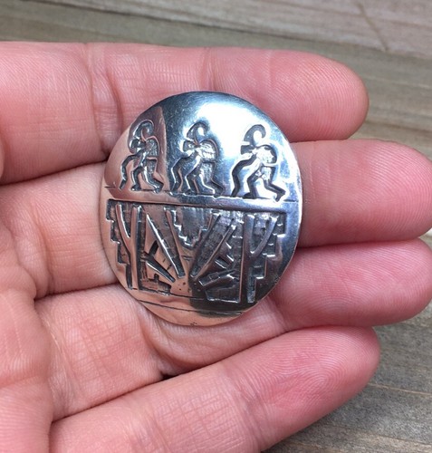 19g Vintage Sterling Silver Native American McKinley New Mexico Gallup Brooch