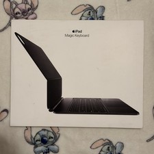 Apple Magic Keyboard for iPad Pro 13 inch (7th generation) M4 - British English