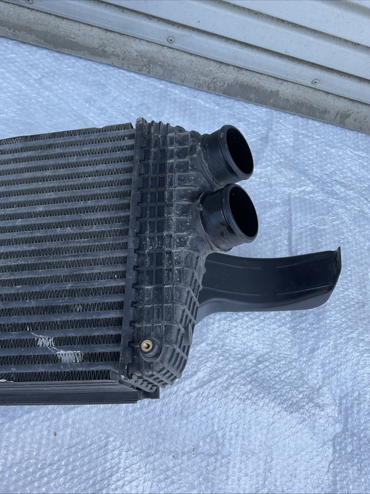 OEM 14-24 MASERATI GHIBLI 3.0L TURBO INTERCOOLER PASSENGER RIGHT 16474840