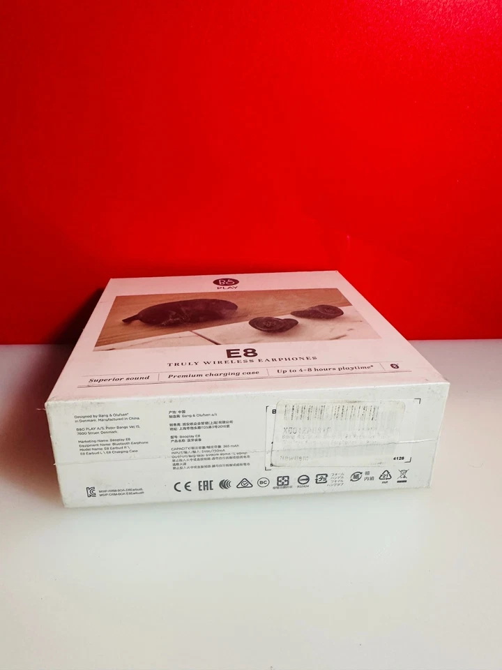 NEW BANG & OLUFSEN BEOPLAY E8 truly wireless earphones  BLACK - Image 4 of 4
