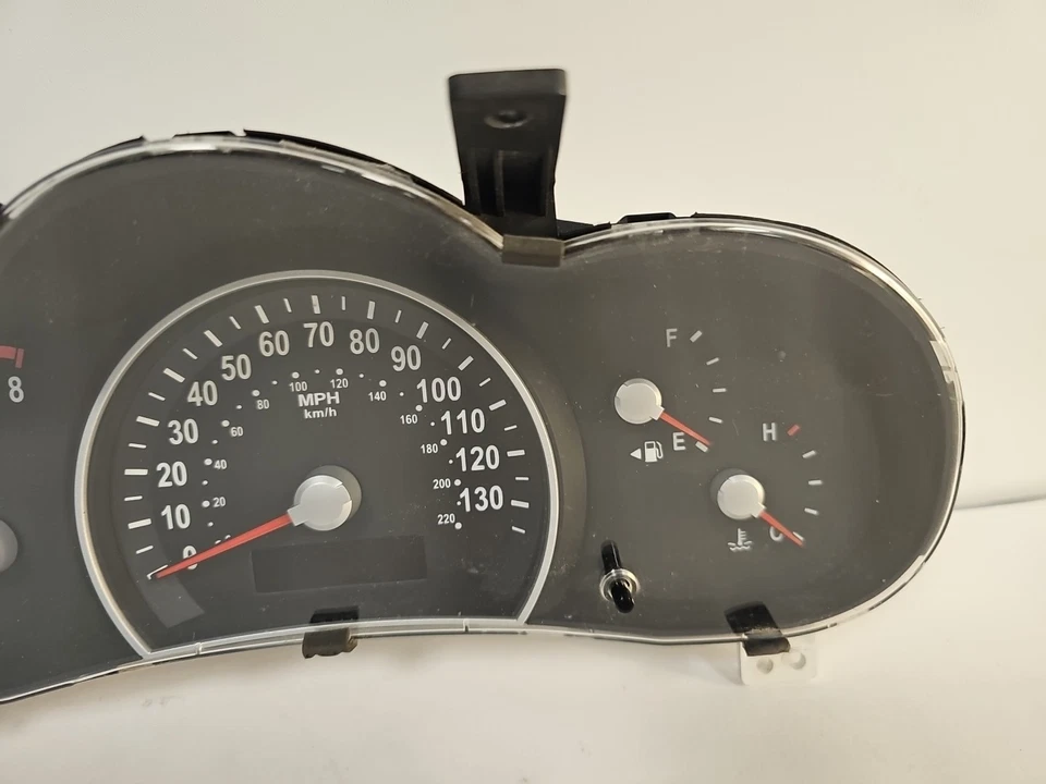 2011 2012 Kia Sedona Speedometer Instrument Gauge Cluster110K 940114D080 OEM BB5 - Image 3 of 4