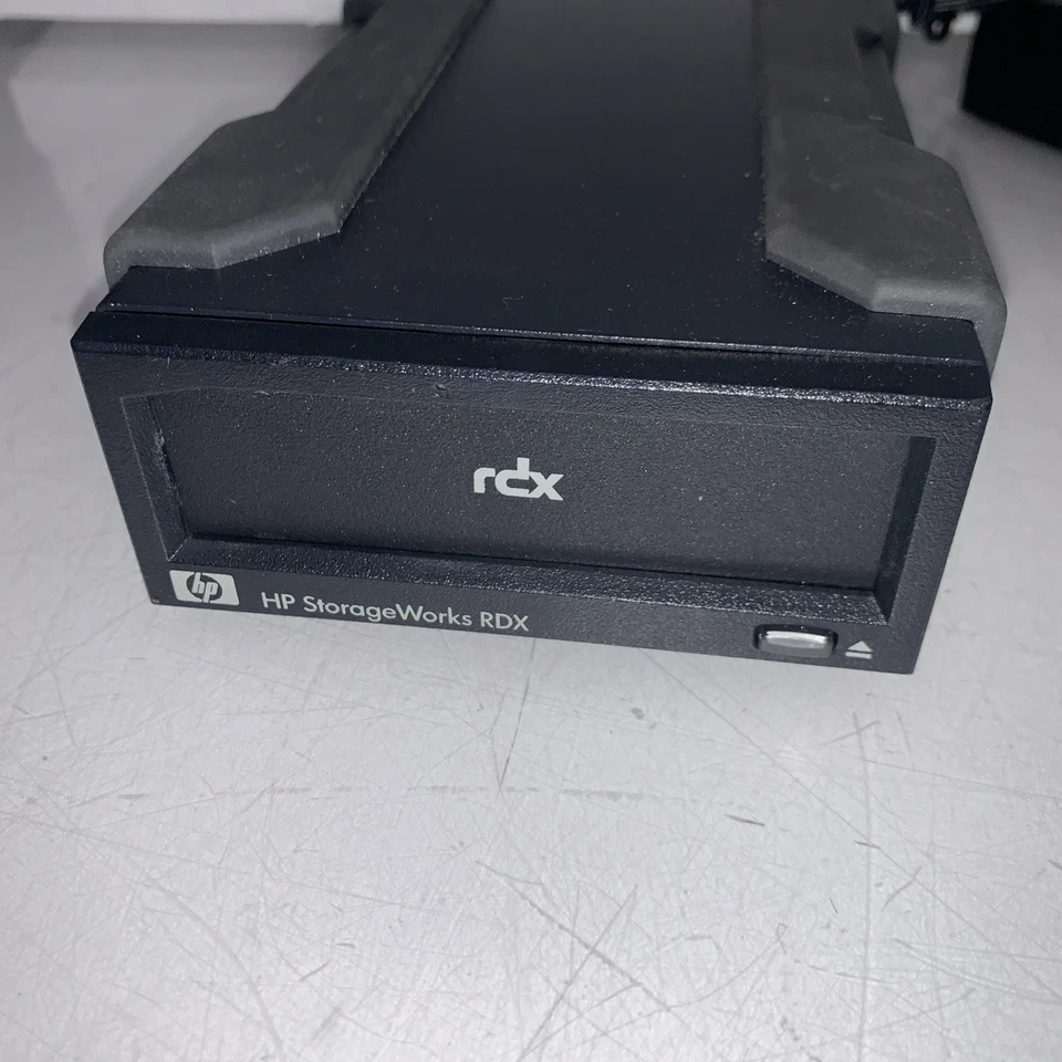 (1x)   Hewlett Packard Enterprise HPE RDX 1000e External Disk Backup drive - Image 2 of 4