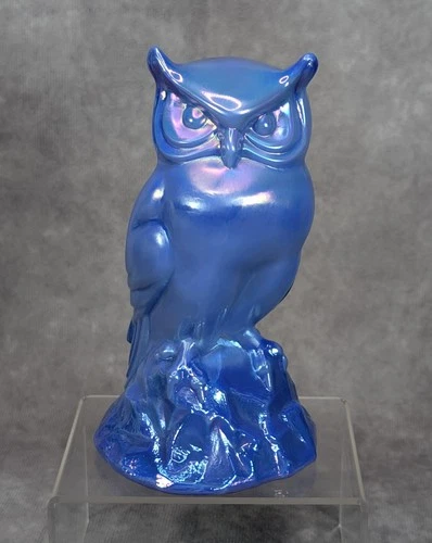 Fenton Owl Figurine Periwinkle Blue Iridized Satin Glass 2004 C08268 Rare!