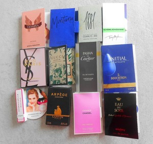 Détails Sur Lot De 12 échantillons Tubes De Parfum - 