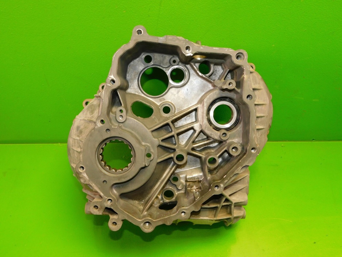 05-08 Audi A4 OEM 01J301383T CVT AT auto trans middle housing