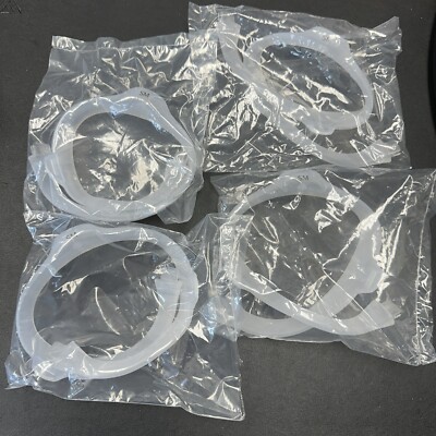 Respironics DreamWear Small Frame. Lot of 4! Model 1116745. New