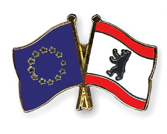 EU European Union & Berlin Flags Friendship Courtesy Enamel Lapel Pin