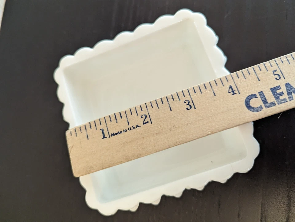 Antiguo cuenco de caramelo cuadrado de vidrio de leche Hobnail antiguo sin marca sin tapa Foto 4 de 4