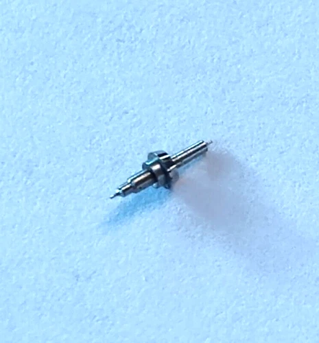 1 ILLINOIS 16 SIZE BALANCE STAFF #47609- 114, PIVOT: 11 NOS  ---  BB-1096