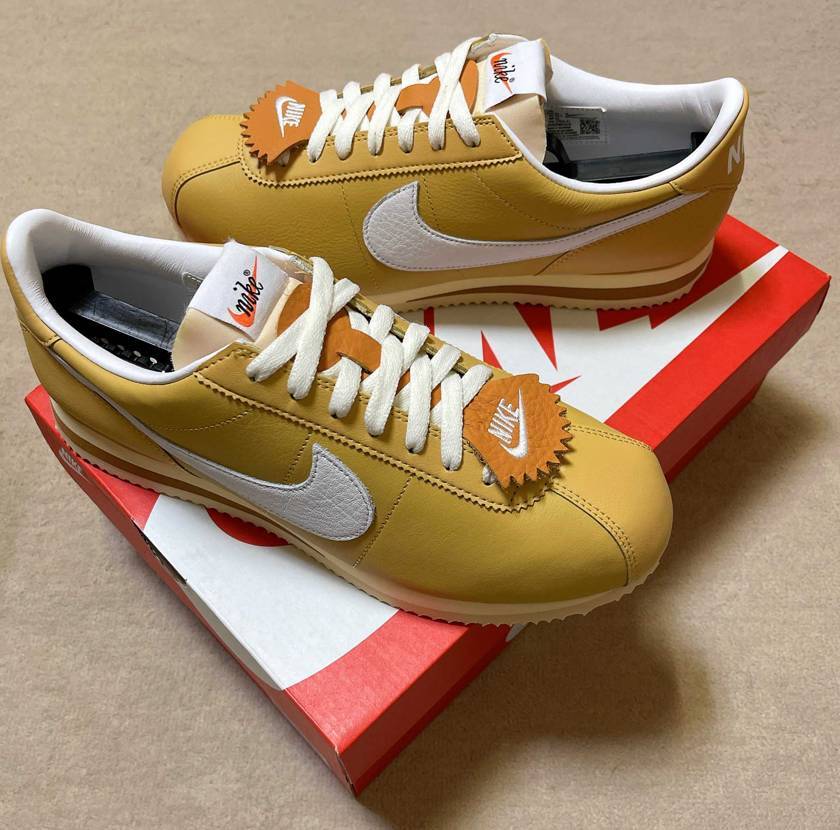 靴 Nike Cortez Running Rabbit \"Wheat Gold\" Nike Cortez Running Rabbit Wheat Gold FD0400-725 US 8.5 - 11