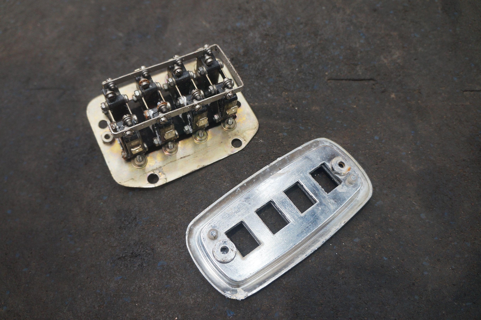Front Left Driver Door Window Control Switch Panel OEM Bentley Turbo R 1991