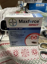 Maxforce Impact Roach Gel by Envu 4 x 30g Tubes, 4 Tips and  4 Plungers,