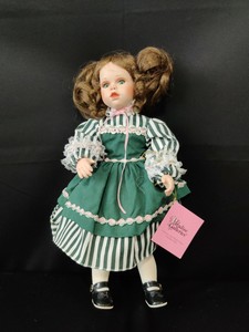 paradise galleries porcelain dolls
