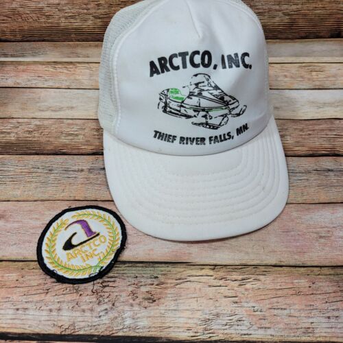 VTG Arctic Cat (ARCTCO, INC.)  Snowmobile Mesh Snap Back Hat Trucker Cap & Patch - Picture 1 of 9