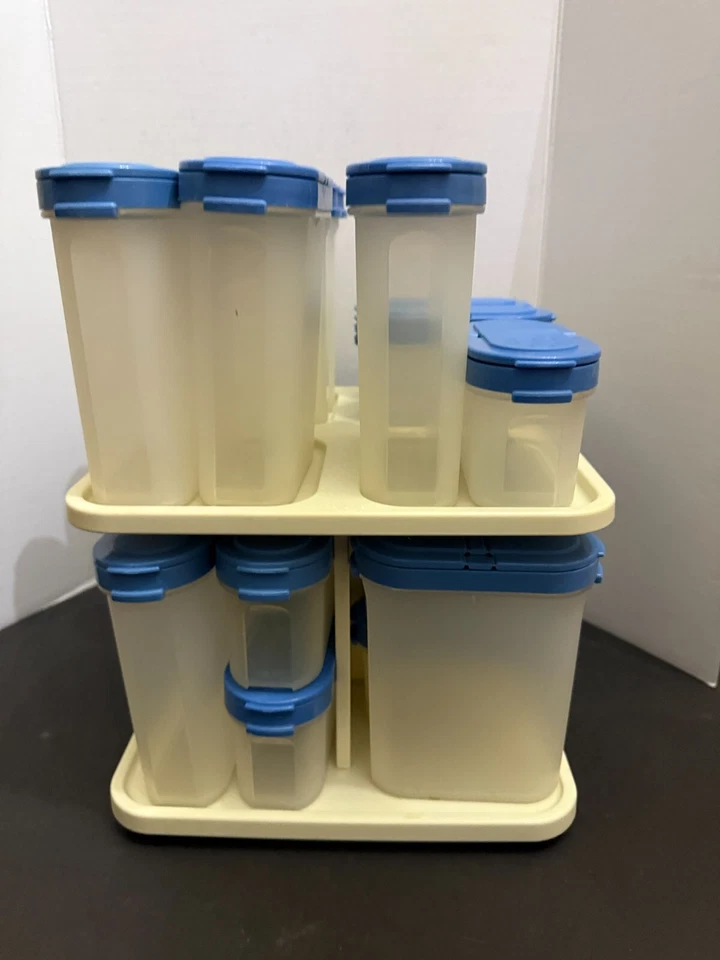 Vintage Tupperware Carousel Modular Mates Spice Rack with 22 Spice Container - Image 4 of 4