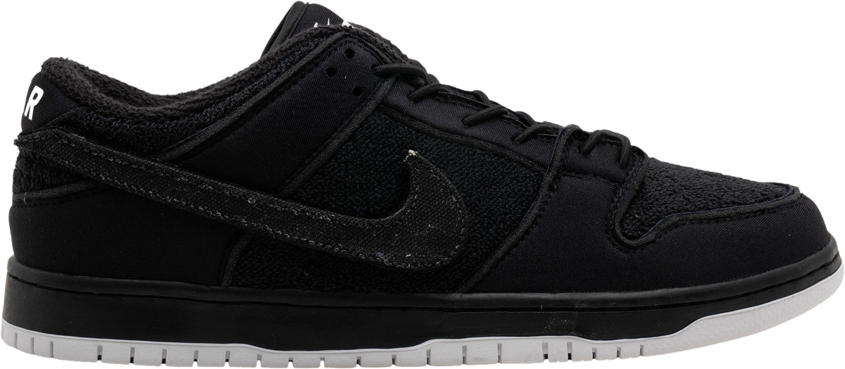 Nike Gnarhunters x Dunk SB Low Black for Sale - Authenticity Nike Gnarhunters x Dunk SB Low Black for Sale - Authenticity