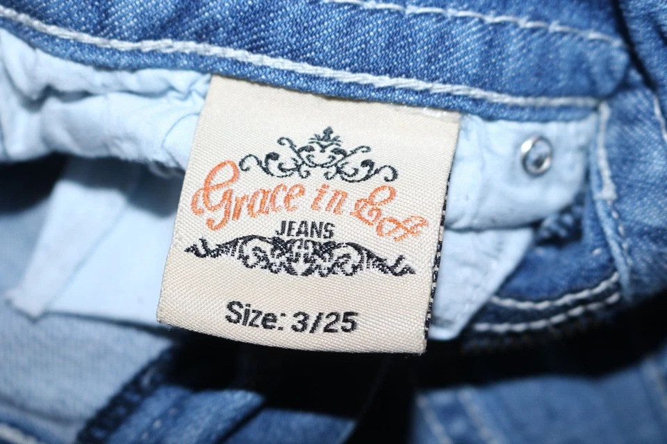 Grace in LA Jeans 3/25 lots of sparkle and BLING BOOTCUT Embellished - Image 2 of 4